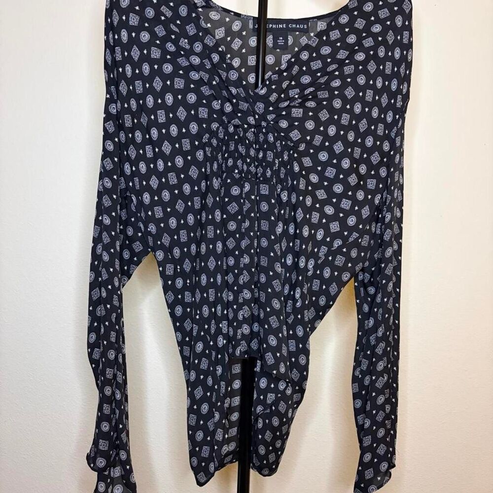 Josephine Chaus silk black blouse with white boho print